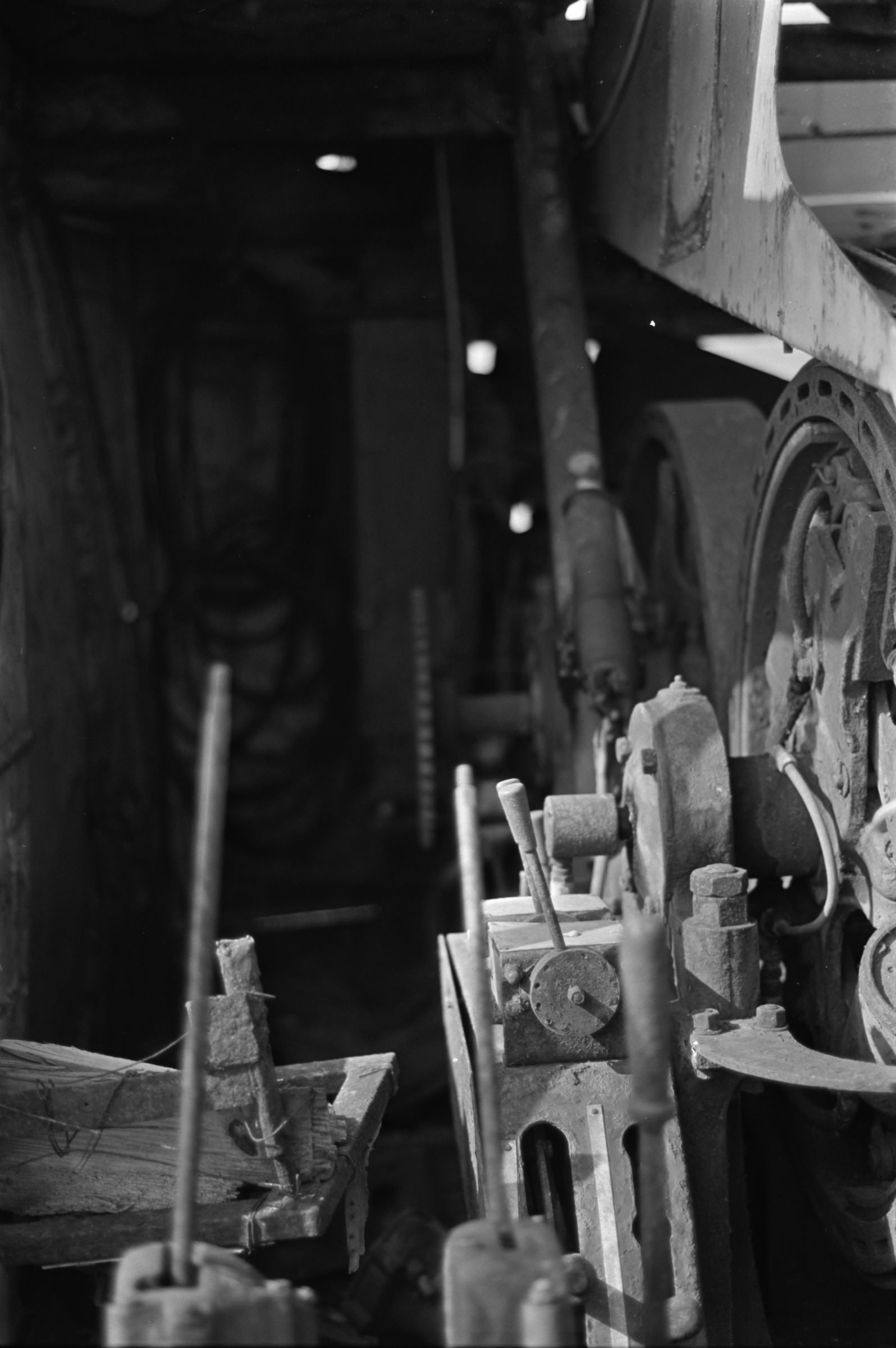 AHP F1991 09 002 sc240801 img20 NLP